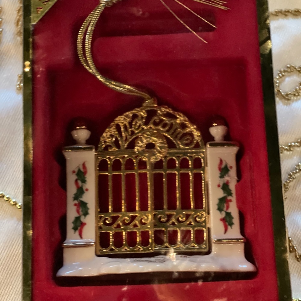 Lenox Ornament First Year in New Home 2003